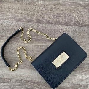 Valentino (VL 1050)- Black Crossbody Bag Barely Used